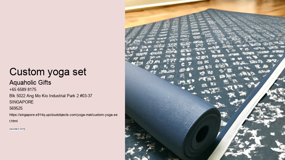 custom yoga set